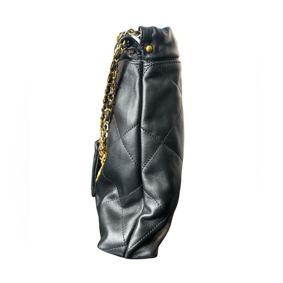 Quilted Tote Bag with small, detachable clutch - Picture 8 of 9